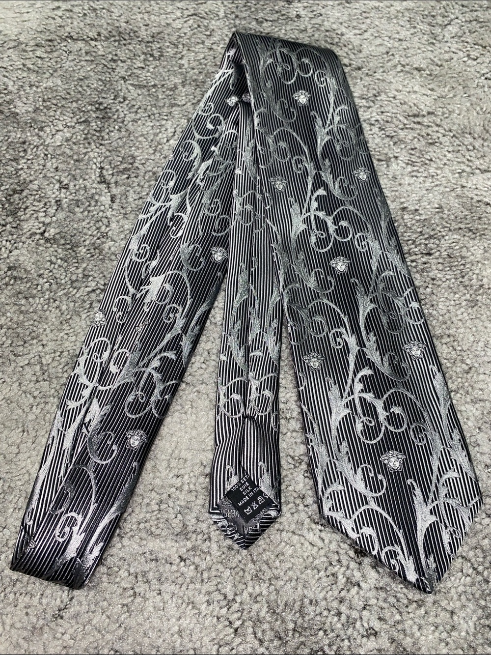 Versace Medusa Black and Silver Patterned Men's Tie